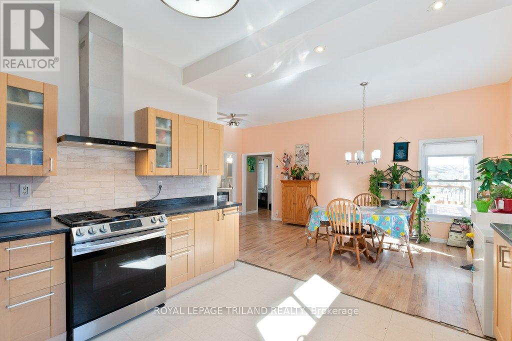 94 Steele Street, St. Thomas, Ontario  N5R 2Y5 - Photo 18 - X12934716