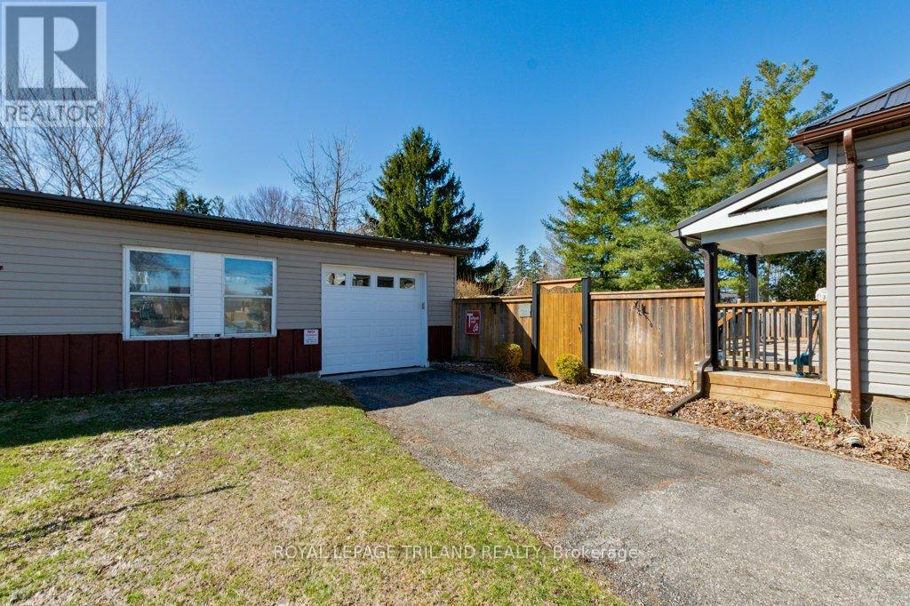 94 Steele Street, St. Thomas, Ontario  N5R 2Y5 - Photo 27 - X12934716