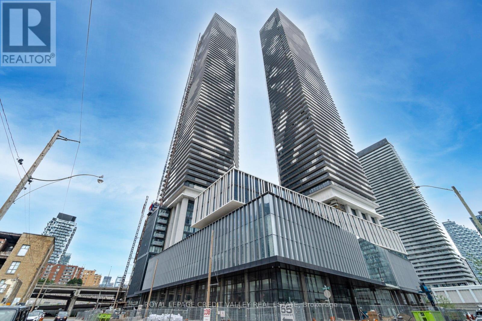 4308 - 55 Cooper Street, Toronto, Ontario  M5E 0G1 - Photo 2 - C12752366