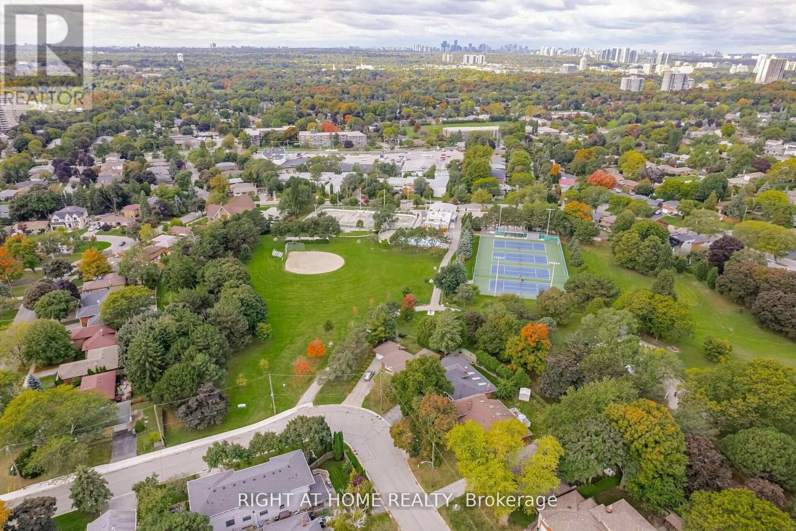 60 Lionel Heights Crescent, Toronto, Ontario  M3A 1M1 - Photo 42 - C12924540