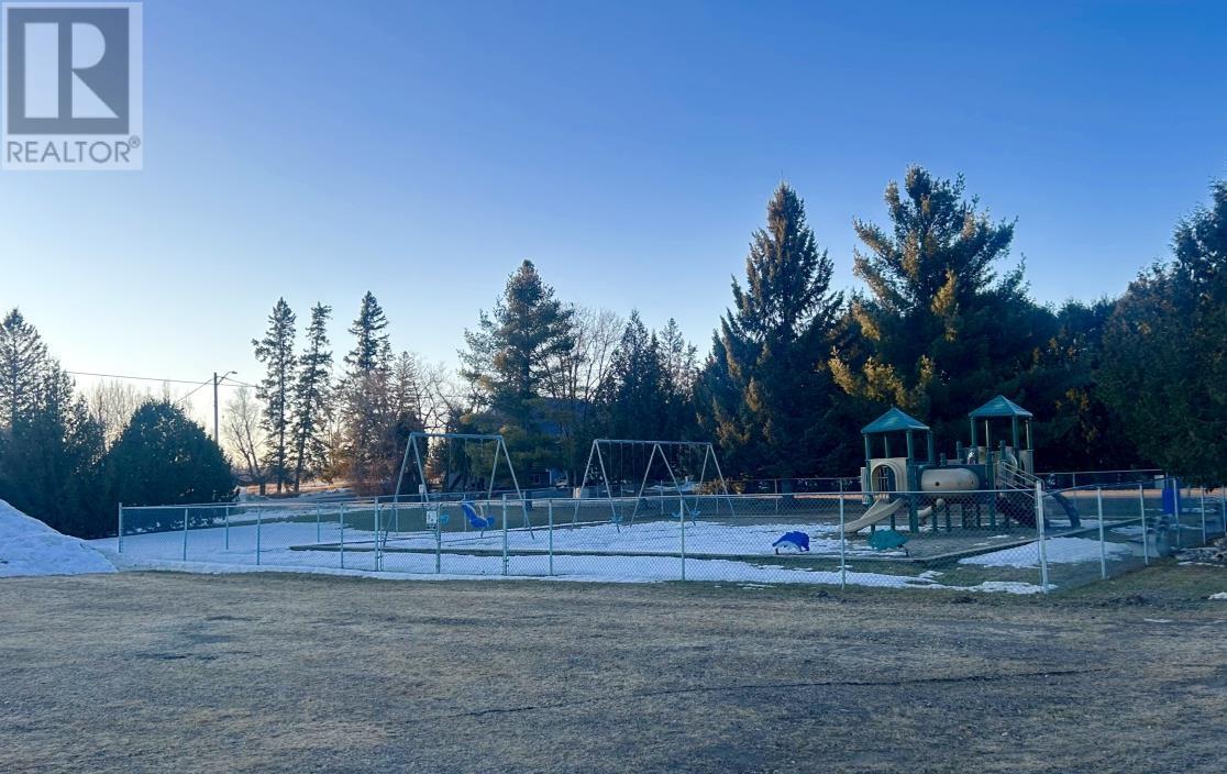 103 Queen Street, Barwick, Ontario  P0W 1A0 - Photo 28 - TB2600568