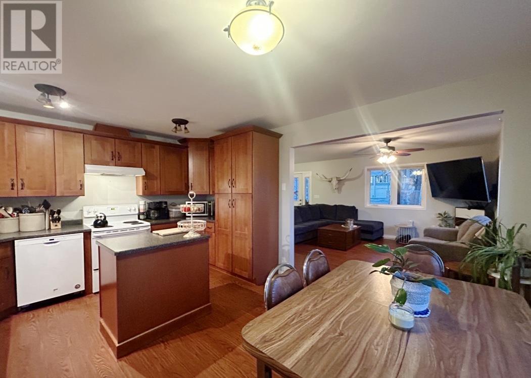 103 Queen Street, Barwick, Ontario  P0W 1A0 - Photo 6 - TB2600568