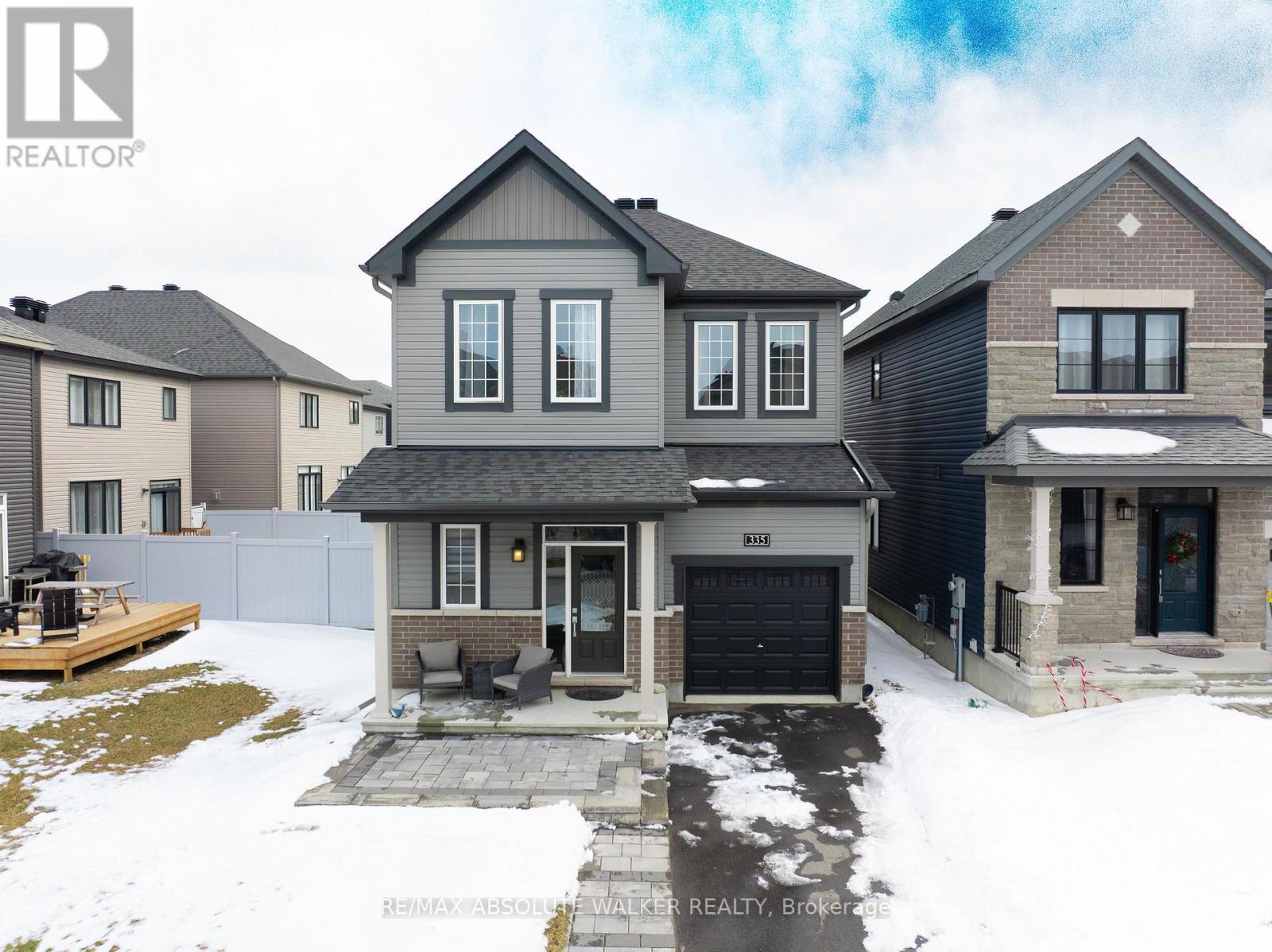 335 CLOYNE CRESCENT, Ottawa, Ontario