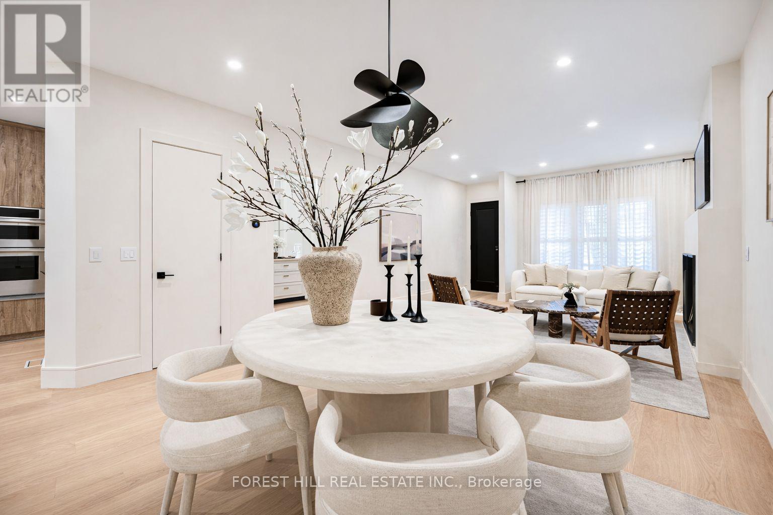 295 Strathmore Boulevard, Toronto, Ontario  M4J 1P9 - Photo 5 - E12908658