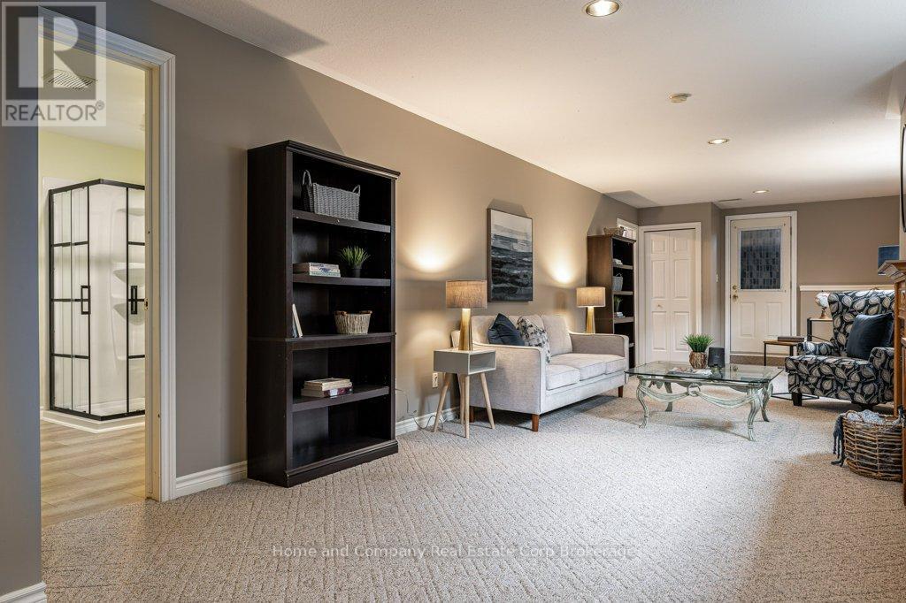 127 Walsh Crescent, Stratford, Ontario  N5A 7X7 - Photo 25 - X12934540