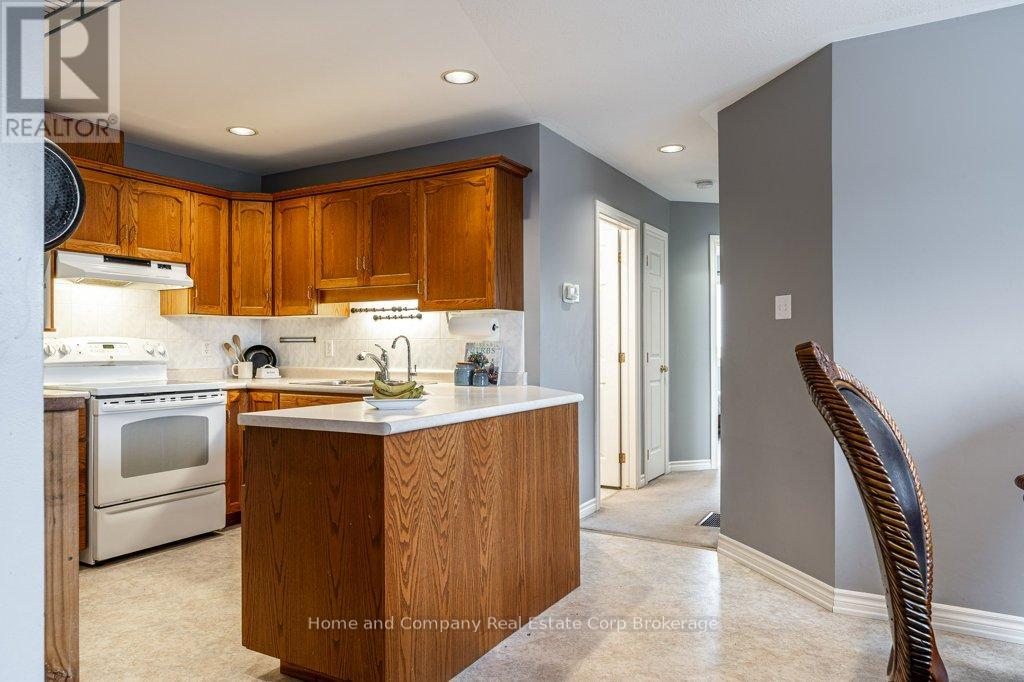 127 Walsh Crescent, Stratford, Ontario  N5A 7X7 - Photo 8 - X12934540