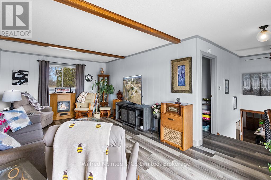 401395 Grey Rd 4, West Grey, Ontario  N4N 3B8 - Photo 20 - X12934582