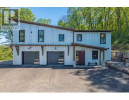 25 NATURES WAY, Huntsville, Ontario