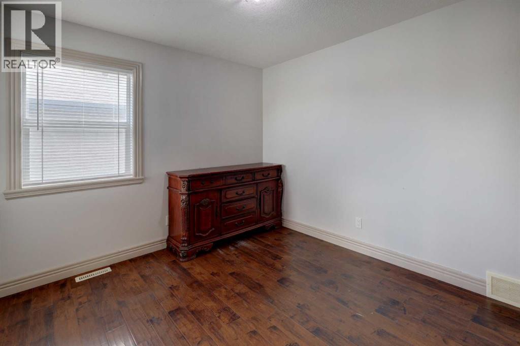 112 Cougarstone Manor Sw, Calgary, Alberta  T3H 5N4 - Photo 21 - A2261850