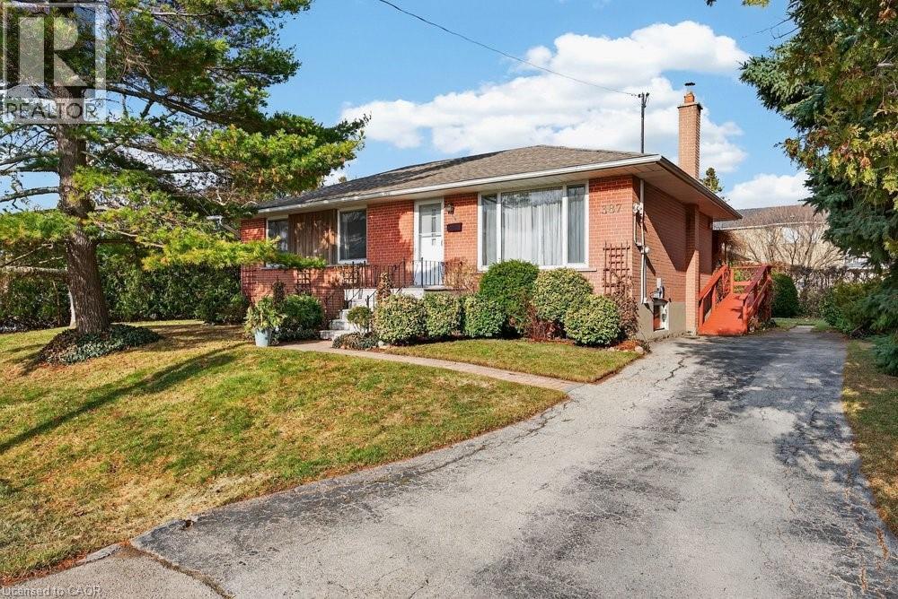 387 WALTON Street, Oakville, Ontario