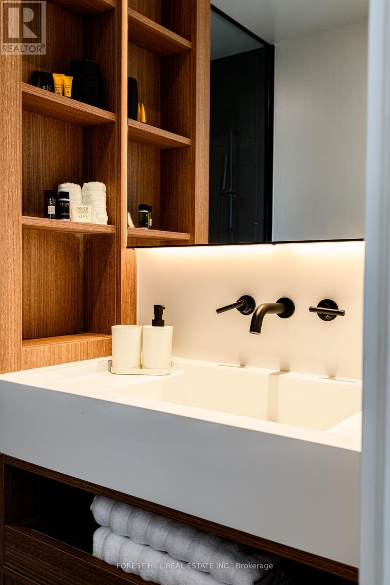 3204 - 55 Charles Street E, Toronto, Ontario  M4Y 1S9 - Photo 21 - C12723890