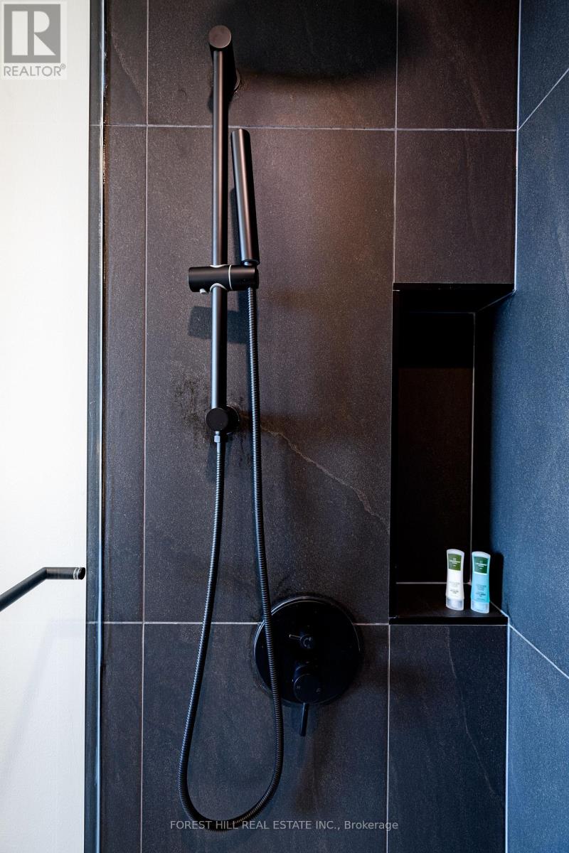 3204 - 55 Charles Street E, Toronto, Ontario  M4Y 1S9 - Photo 29 - C12723890