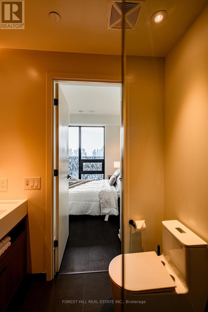 3204 - 55 Charles Street E, Toronto, Ontario  M4Y 1S9 - Photo 20 - C12723890