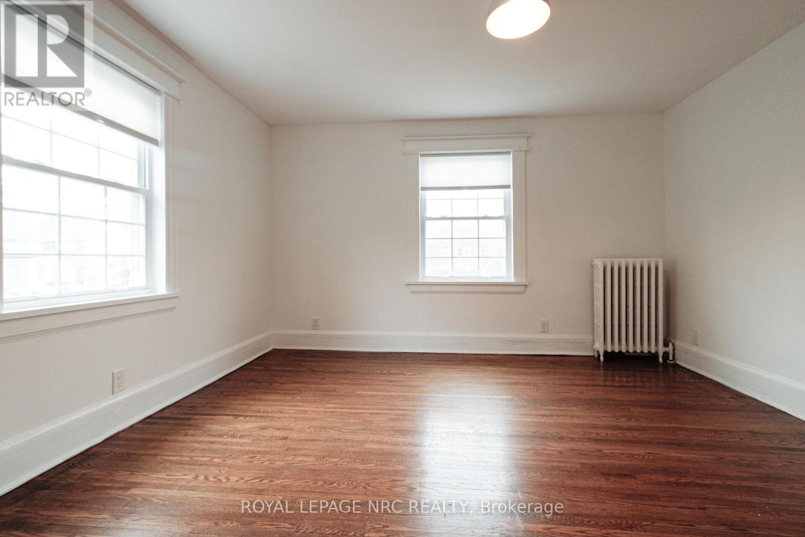 15 South Drive S, St. Catharines, Ontario  L2R 4T9 - Photo 20 - X12934542