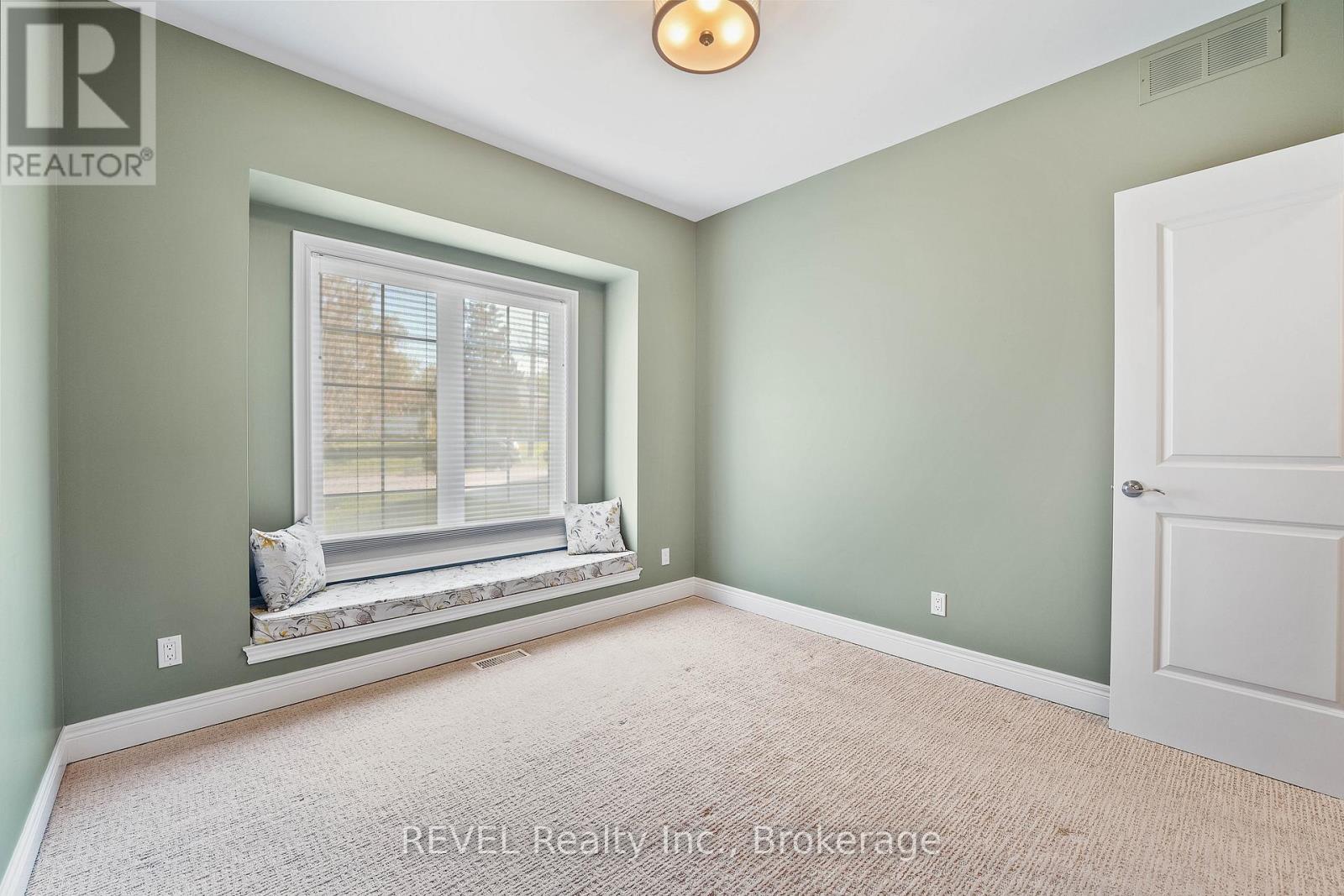 39 Hurricane Road, Pelham, Ontario  L0S 1E3 - Photo 24 - X12934634