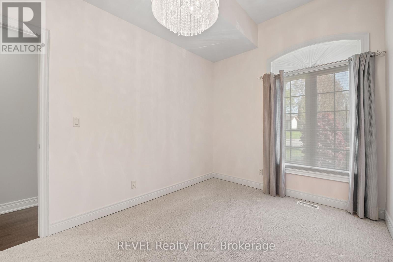 39 Hurricane Road, Pelham, Ontario  L0S 1E3 - Photo 29 - X12934634