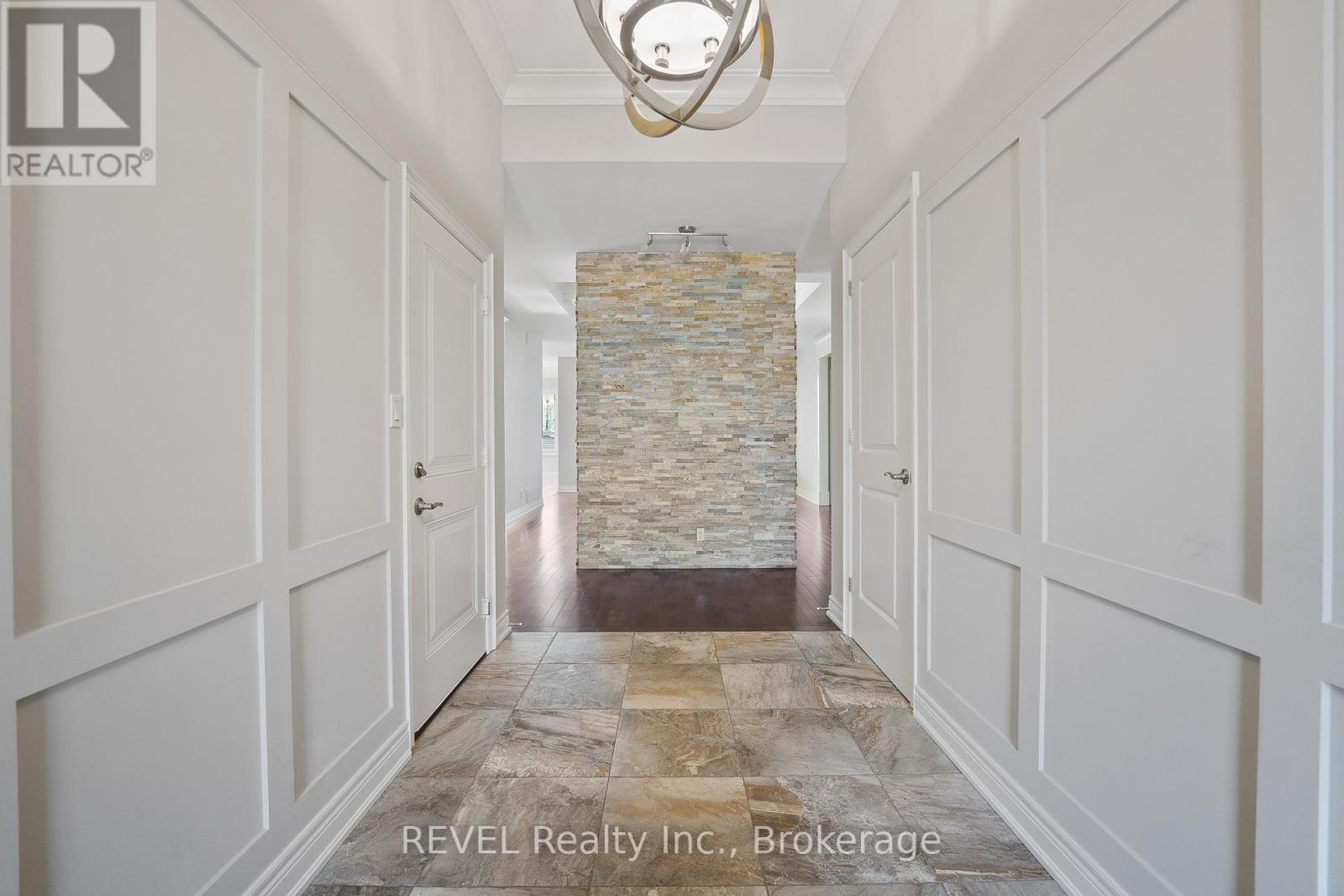 39 Hurricane Road, Pelham, Ontario  L0S 1E3 - Photo 4 - X12934634