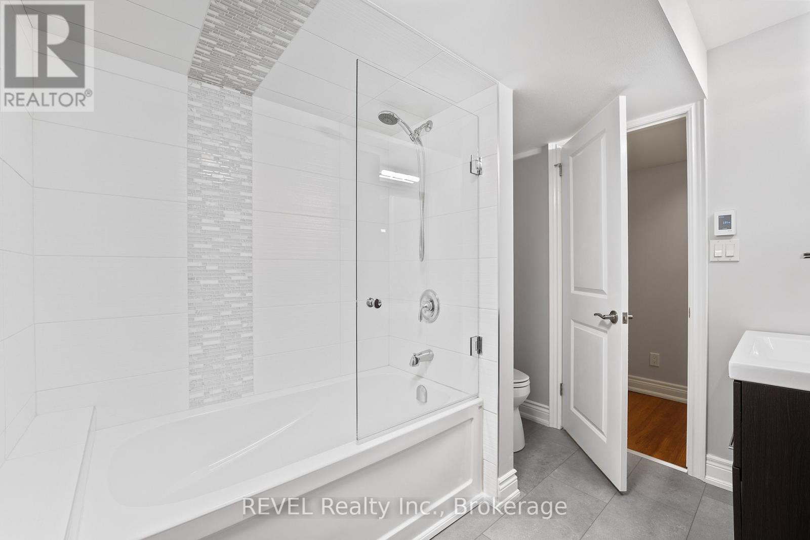 39 Hurricane Road, Pelham, Ontario  L0S 1E3 - Photo 40 - X12934634