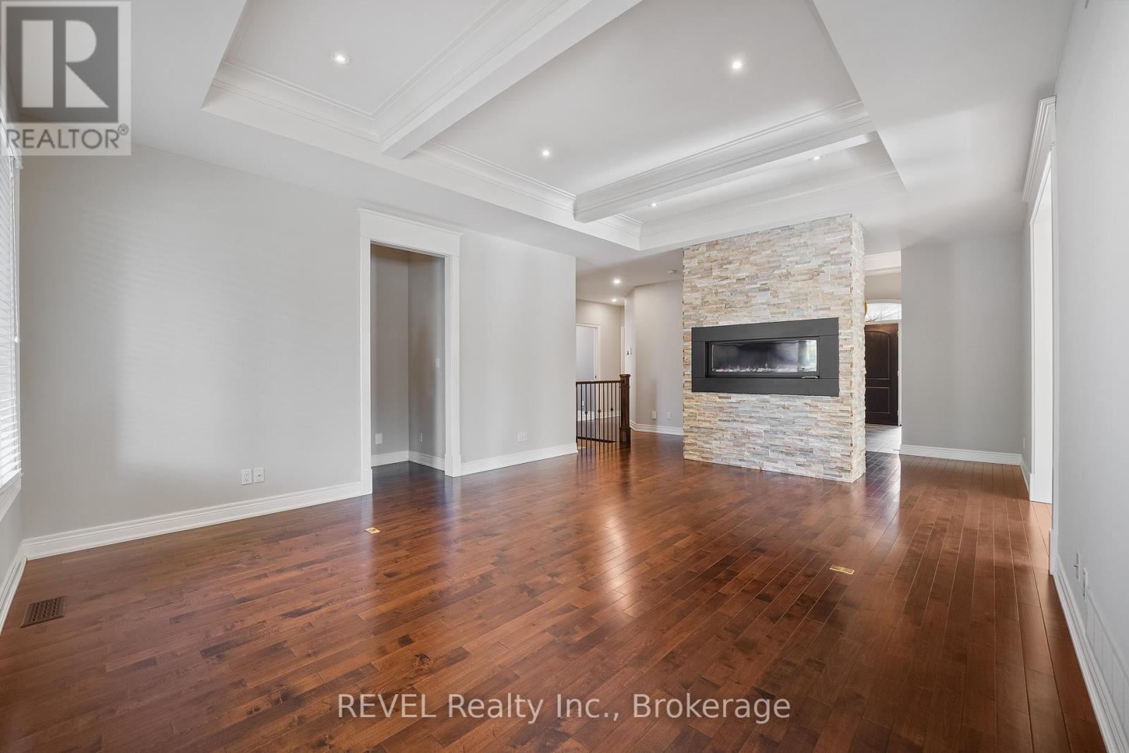 39 Hurricane Road, Pelham, Ontario  L0S 1E3 - Photo 8 - X12934634