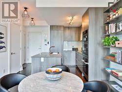 409 - 170 Avenue Road, Toronto, Ontario  M5R 0A4 - Photo 13 - C12934534