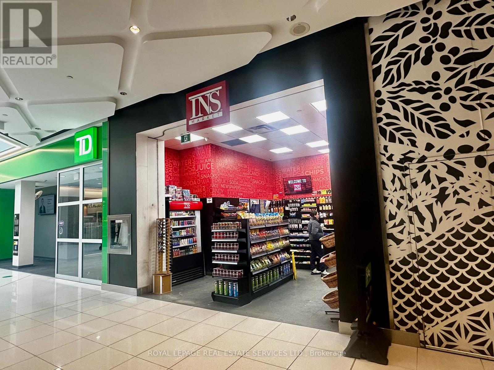 2 ST CLAIR AVENUE E, toronto (rosedale-moore park), Ontario