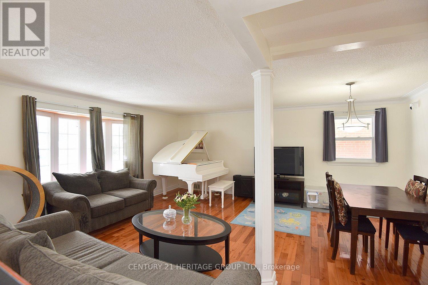 1022 Willowdale Avenue, Toronto (Newtonbrook East), Ontario  M2M 3E1 - Photo 6 - C12934590