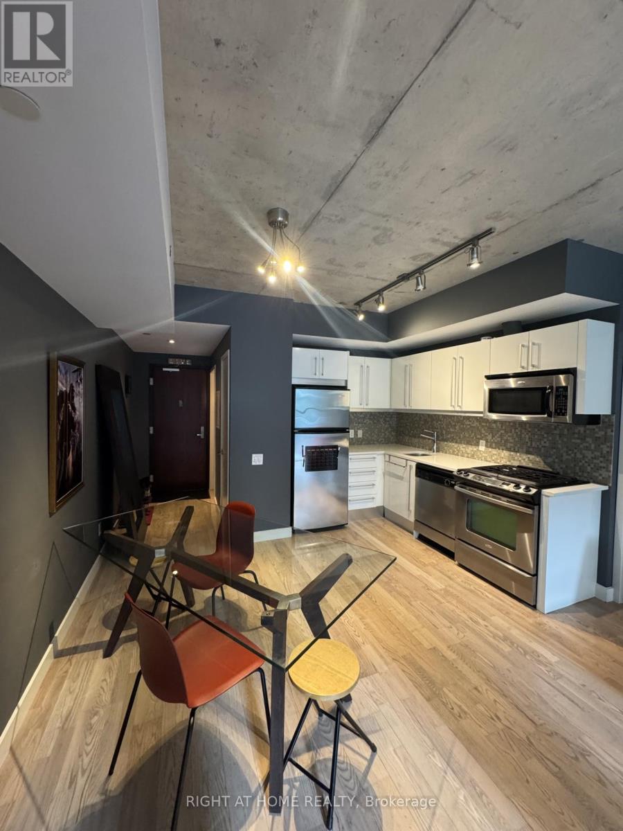 413 - 25 Oxley Street, Toronto, Ontario  M5V 2J5 - Photo 11 - C12934614