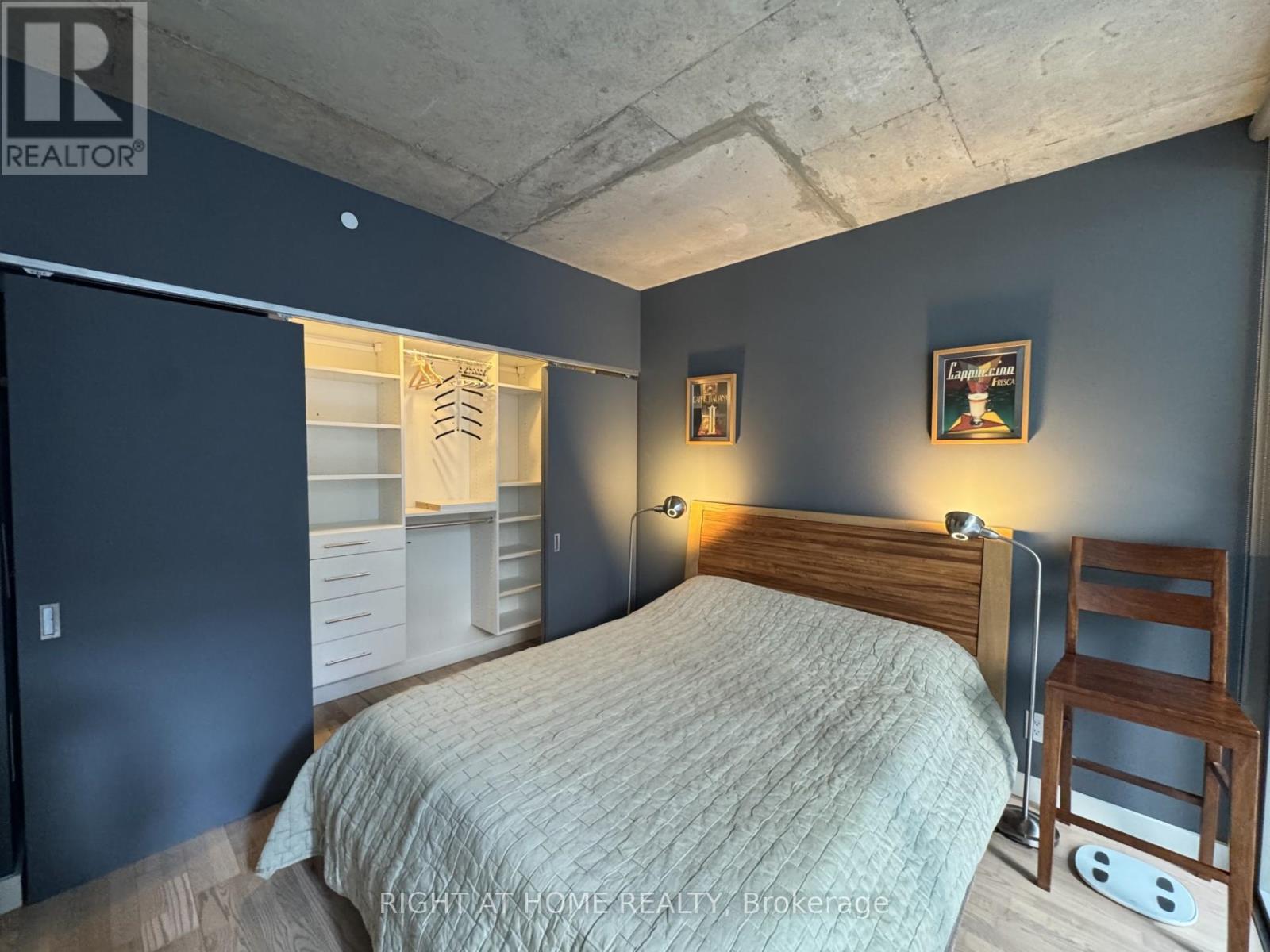 413 - 25 Oxley Street, Toronto, Ontario  M5V 2J5 - Photo 13 - C12934614