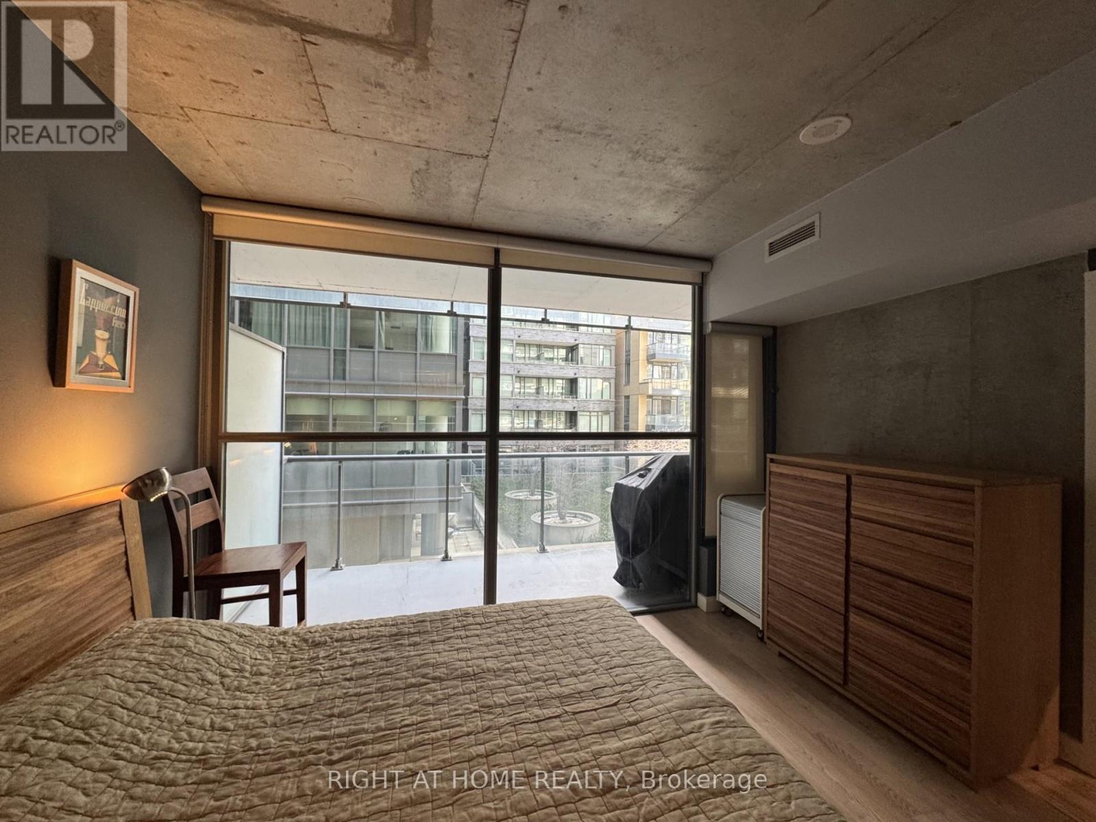 413 - 25 Oxley Street, Toronto, Ontario  M5V 2J5 - Photo 14 - C12934614