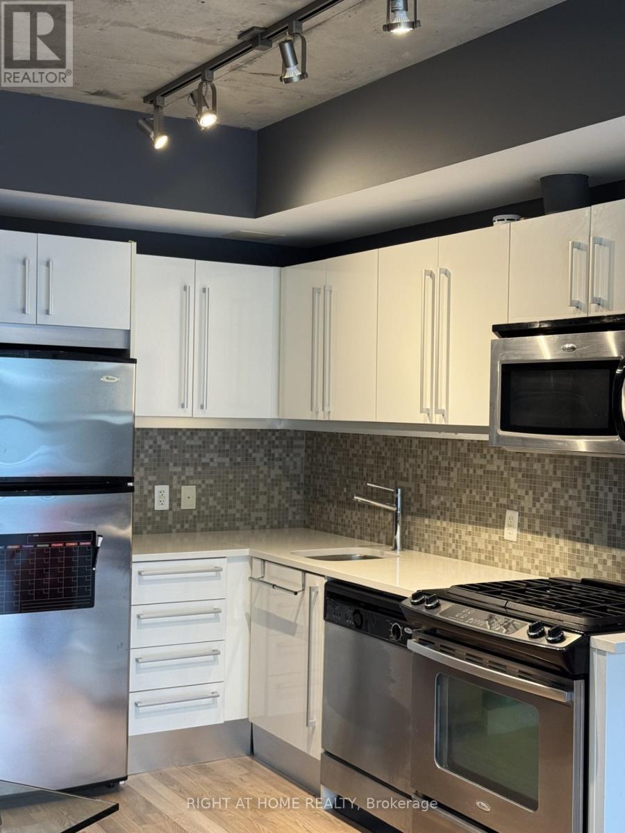 413 - 25 Oxley Street, Toronto, Ontario  M5V 2J5 - Photo 4 - C12934614