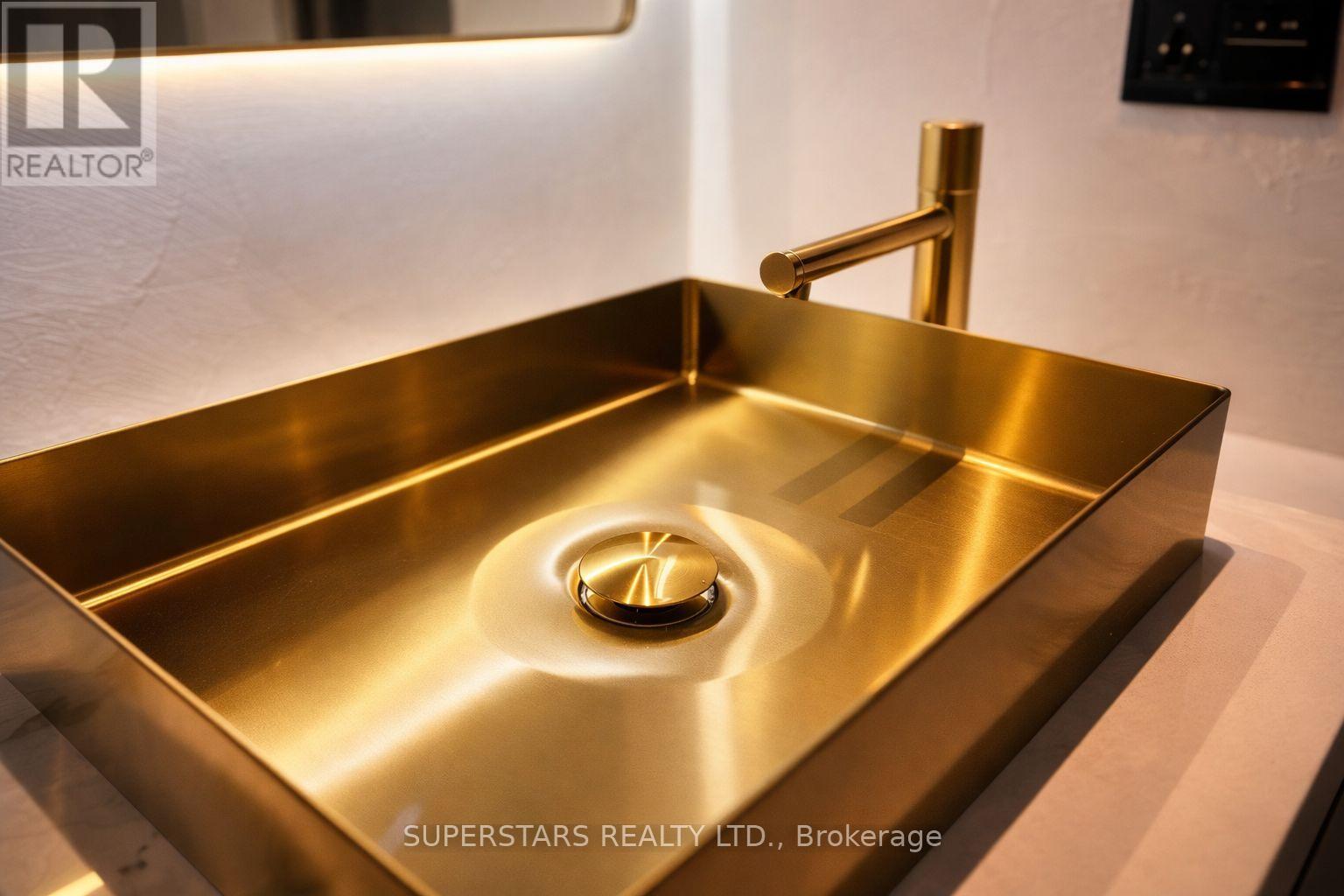 4208 - 10 York Street, Toronto, Ontario  M5J 0E1 - Photo 18 - C12934664