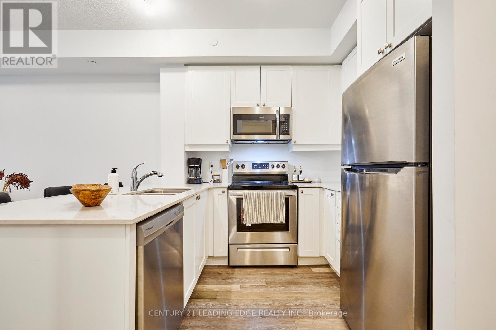 105 - 50 Lakebreeze Drive, Clarington, Ontario L1B 0V9 - Photo 7 - E12934658