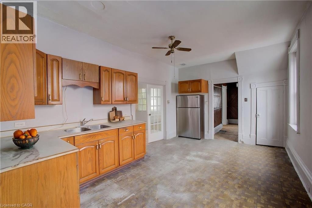 7 Gordon Street W, Teeswater, Ontario  N0G 2S0 - Photo 6 - 40806253