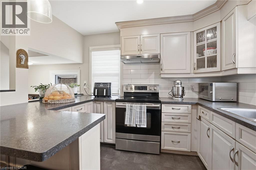 40 Runcorn Street, St. Catharines, Ontario  L2M 1N8 - Photo 9 - 40808370