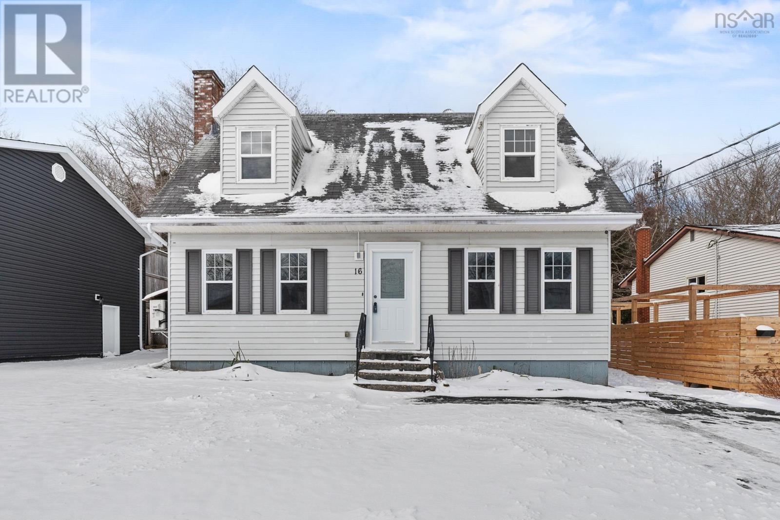 16 Stuart Harris, Dartmouth, Nova Scotia