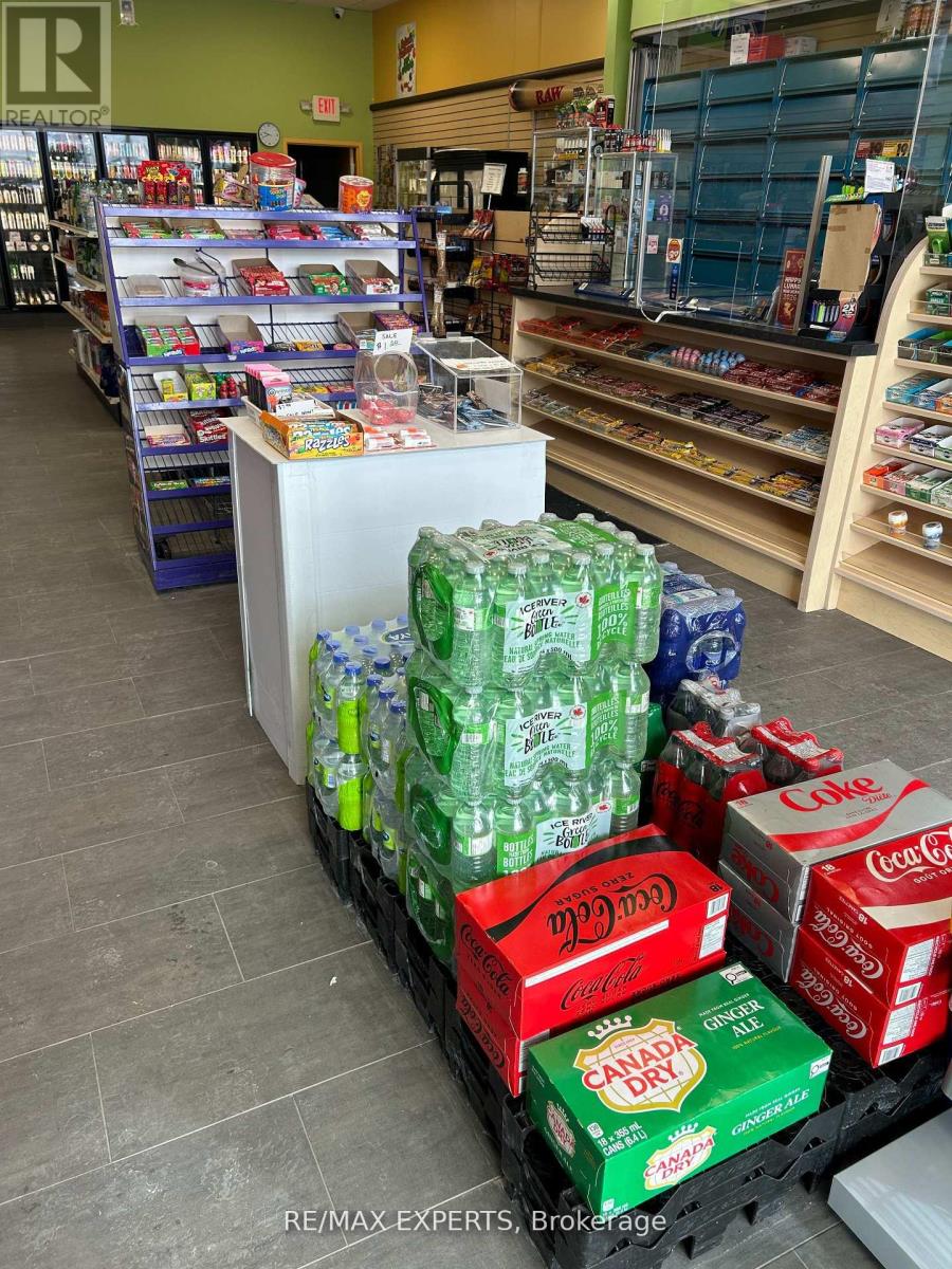 C6 - 1410 Major Mackenzie Drive, Vaughan, Ontario  L6A 4H6 - Photo 12 - N12934608