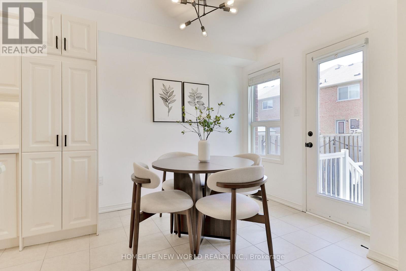 113 James Mccullough Road, Whitchurch-Stouffville (Stouffville), Ontario  L4A 0Z2 - Photo 6 - N12934674