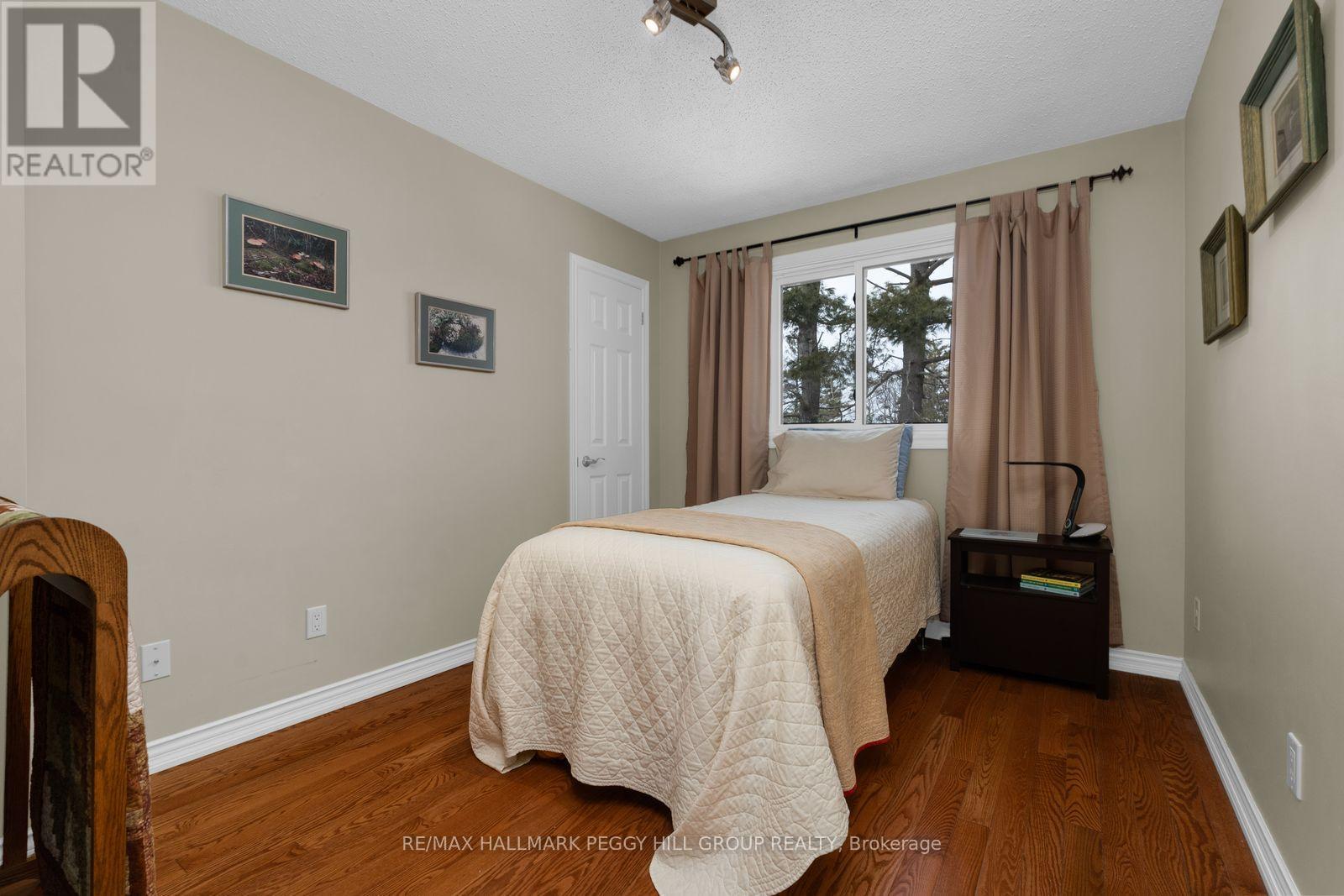 46 Oakridge Drive, Barrie (Sunnidale), Ontario  L4N 5N8 - Photo 10 - S12934650