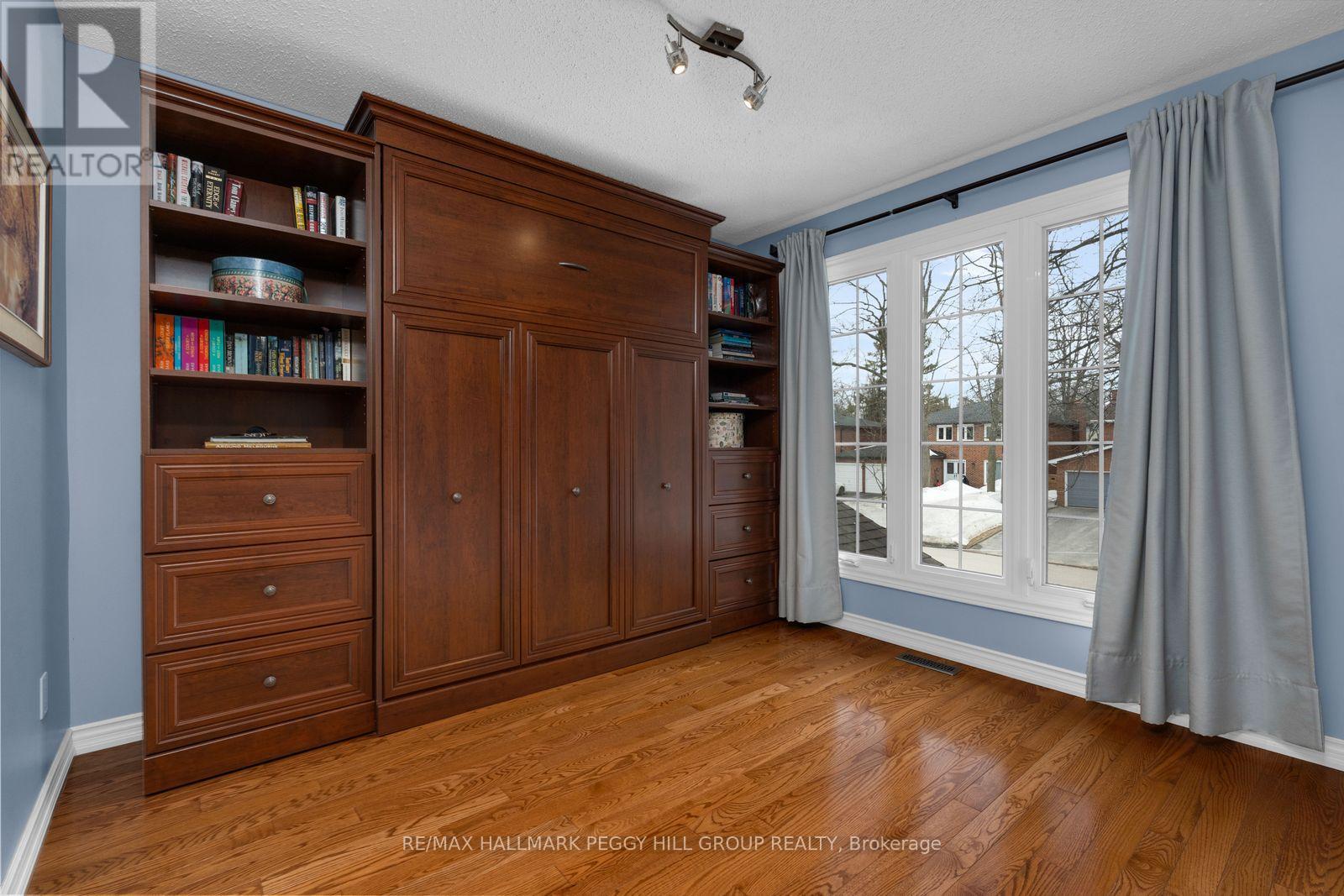 46 Oakridge Drive, Barrie (Sunnidale), Ontario  L4N 5N8 - Photo 12 - S12934650