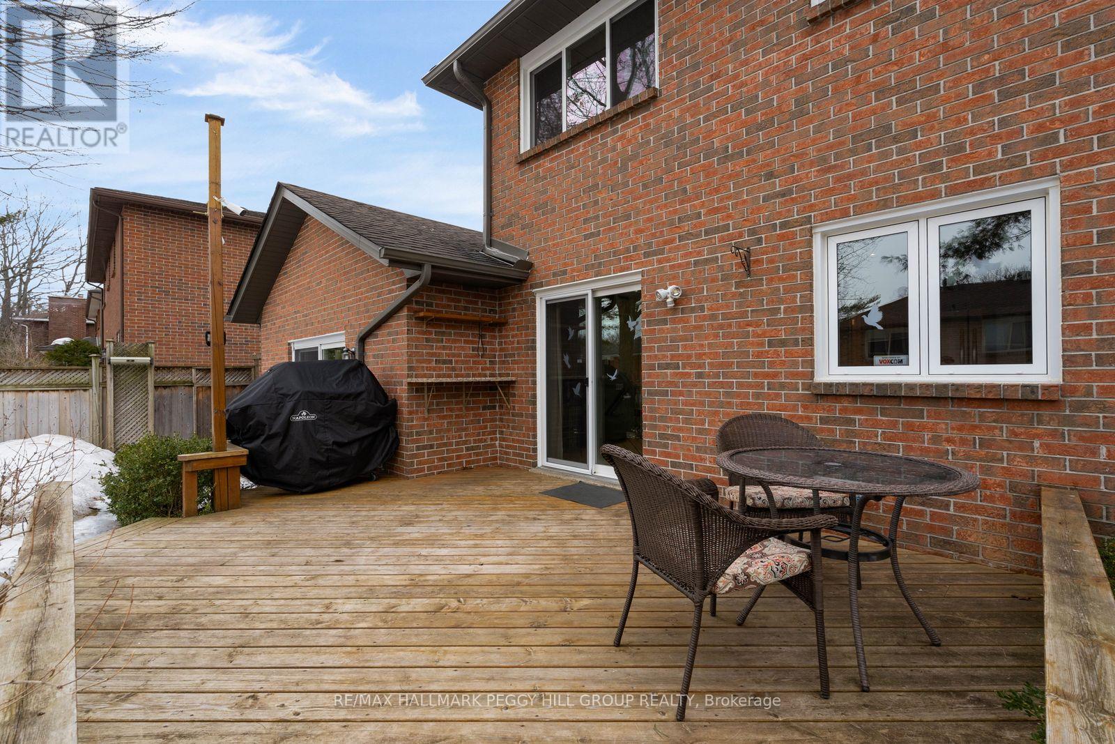 46 Oakridge Drive, Barrie (Sunnidale), Ontario  L4N 5N8 - Photo 17 - S12934650