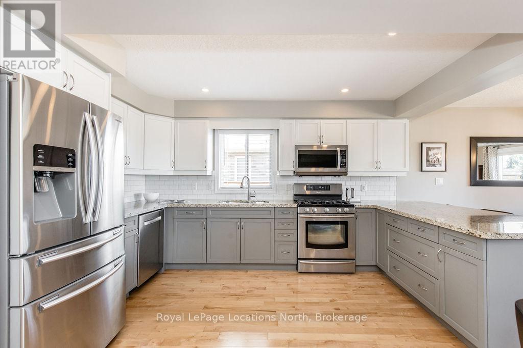 45 Sherwood Street, Collingwood, Ontario  L9Y 0C5 - Photo 5 - S12934722