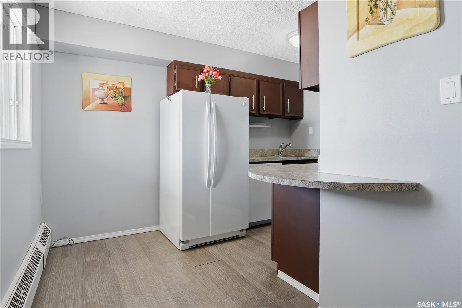 206 31 Rodenbush Drive, Regina, Saskatchewan  S4R 8C4 - Photo 8 - SK031571