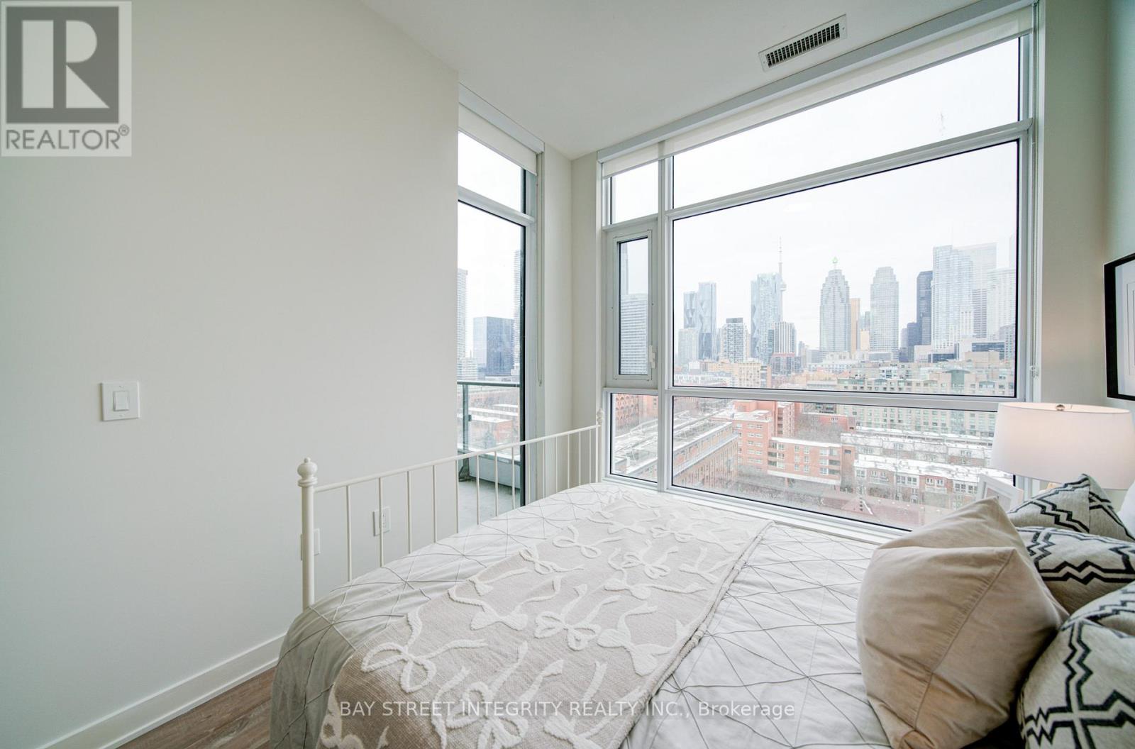 1126 - 121 Lower Sherbourne Street, Toronto, Ontario  M5A 0W8 - Photo 7 - C12904474