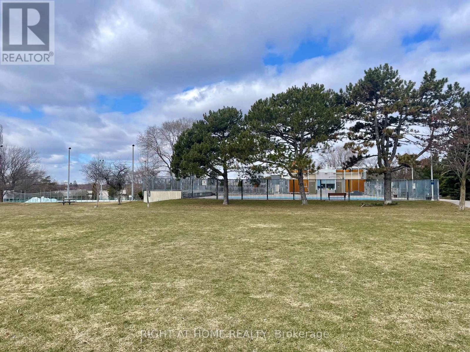 60 Lionel Heights Crescent, Toronto, Ontario  M3A 1M1 - Photo 36 - C12924540