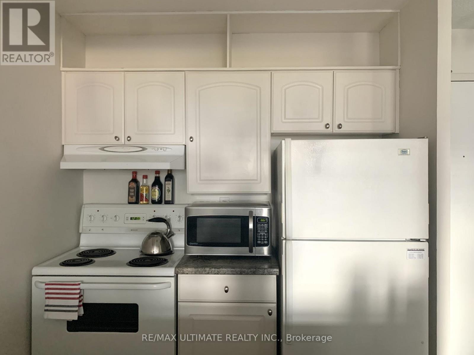 817 - 80 Saint Patrick Street, Toronto (Kensington-Chinatown), Ontario  M5T 2X6 - Photo 4 - C12934460