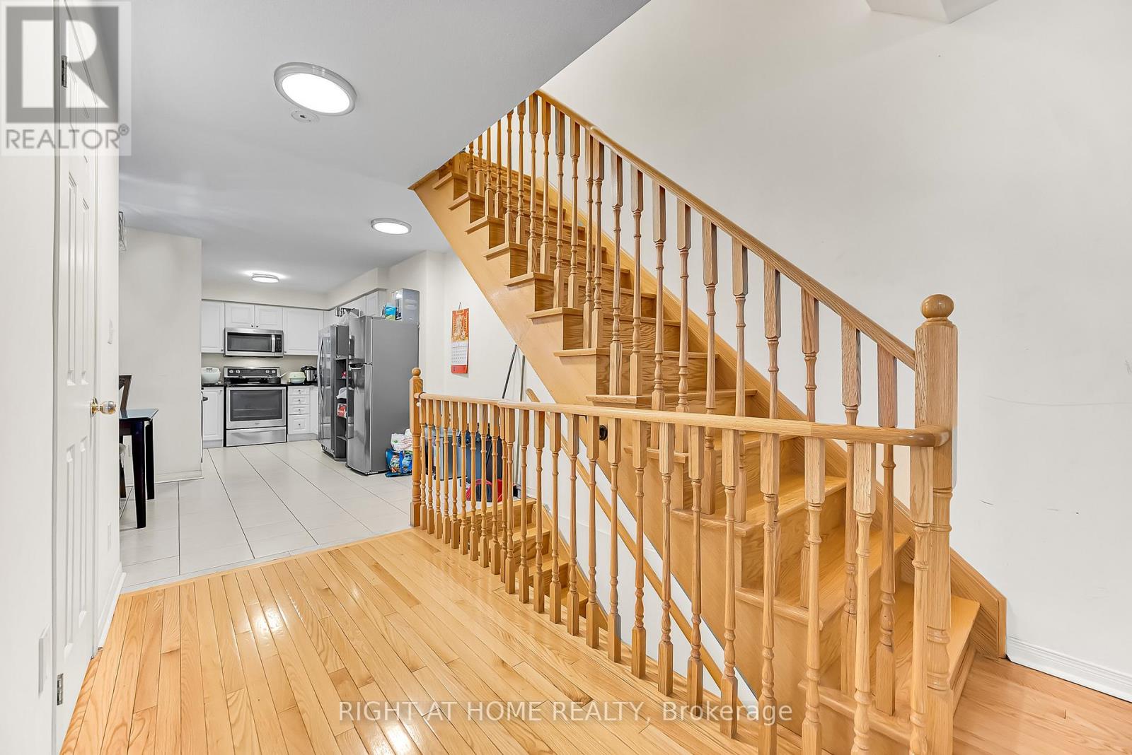 46 Odoardo Di Santo Circle, Toronto, Ontario  M3L 0E7 - Photo 10 - W12934560