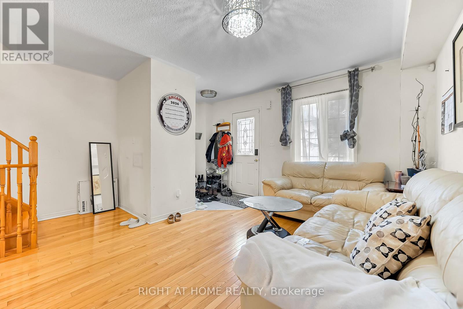 46 Odoardo Di Santo Circle, Toronto, Ontario  M3L 0E7 - Photo 7 - W12934560