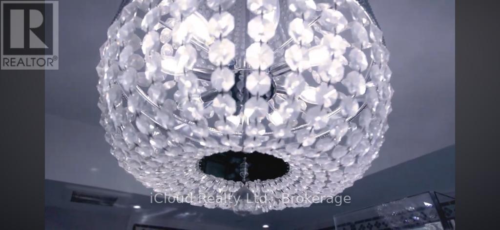 15 Nina Place, Brampton, Ontario  L7A 2E4 - Photo 6 - W12934566