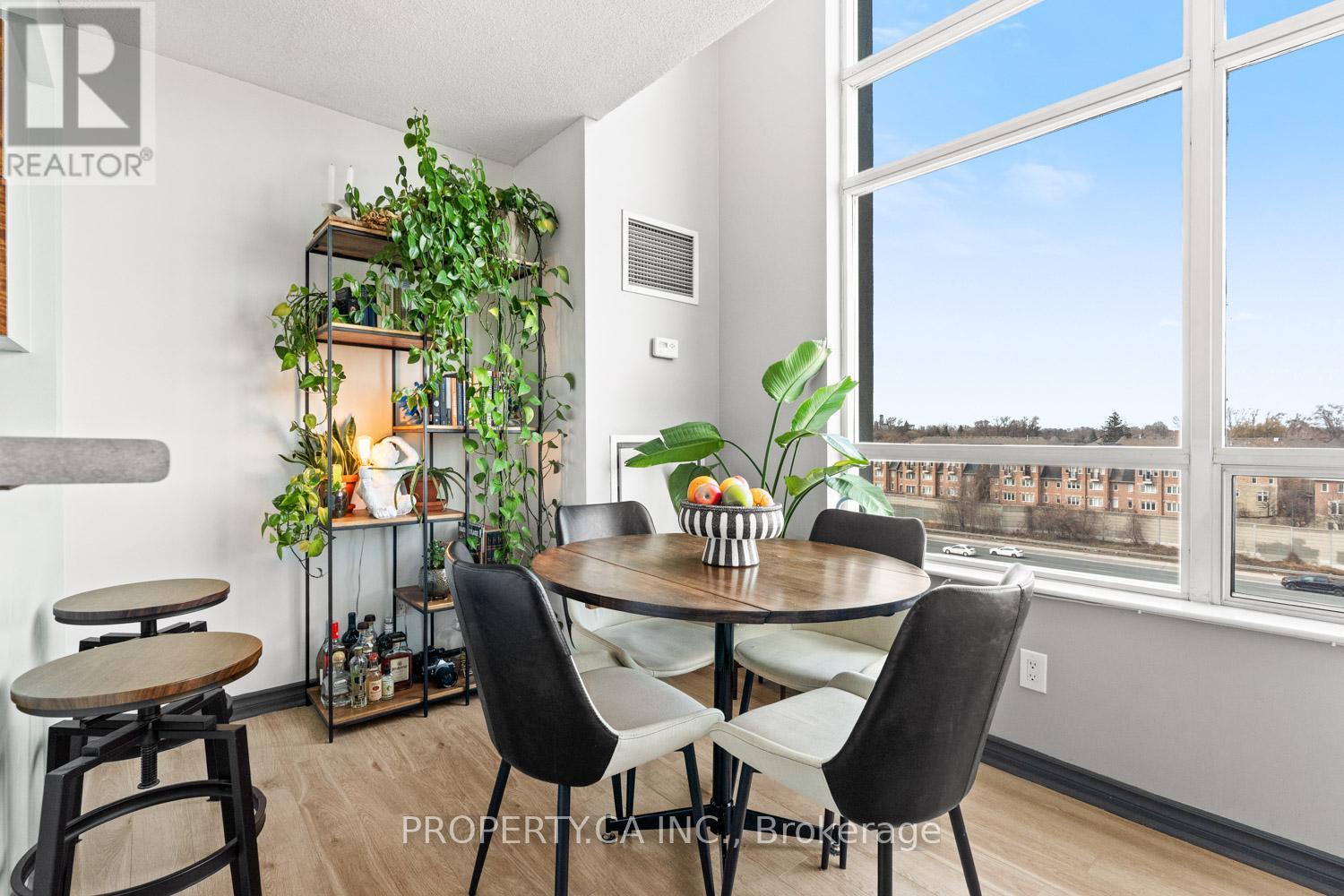 421 - 200 Manitoba Street, Toronto (Mimico), Ontario  M8Y 3Y9 - Photo 10 - W12934580