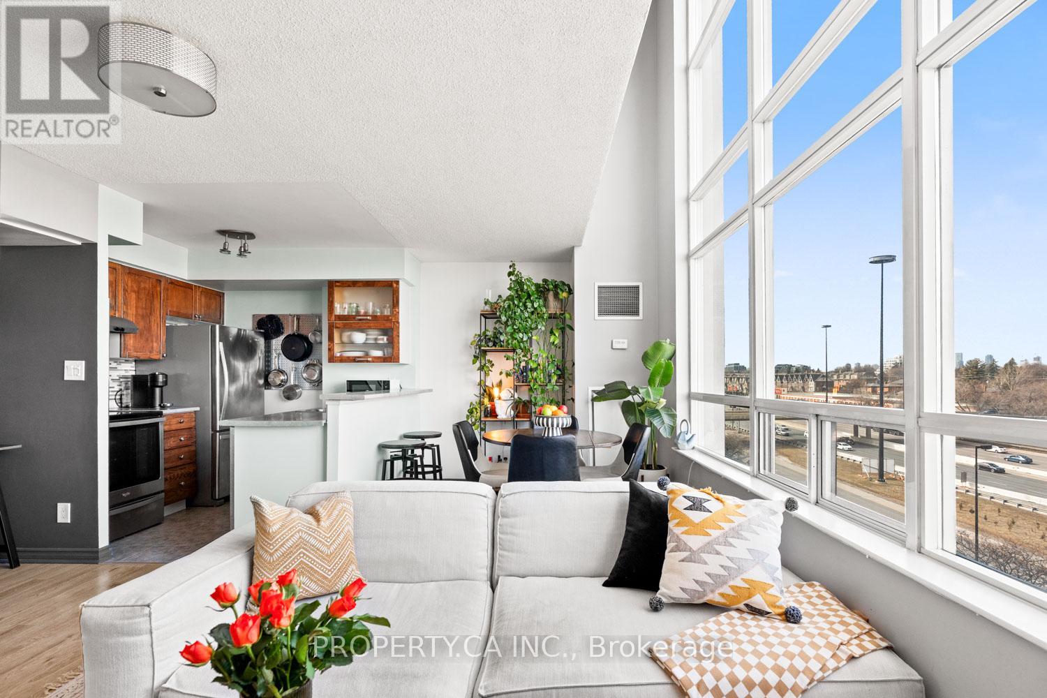 421 - 200 Manitoba Street, Toronto (Mimico), Ontario  M8Y 3Y9 - Photo 8 - W12934580